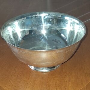 Vintage Reed & Barton Silver Plated Paul Revere 8 In. Bowl